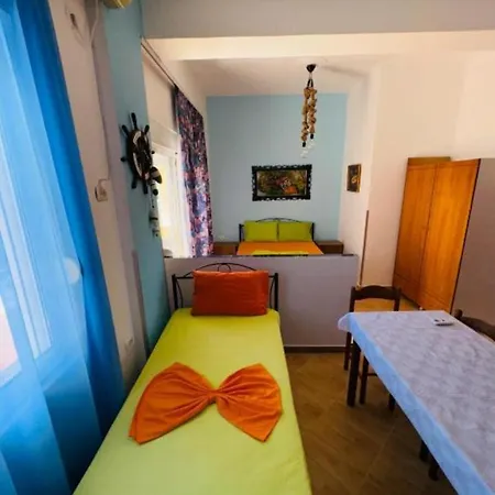 شقة Colorful ساراندا